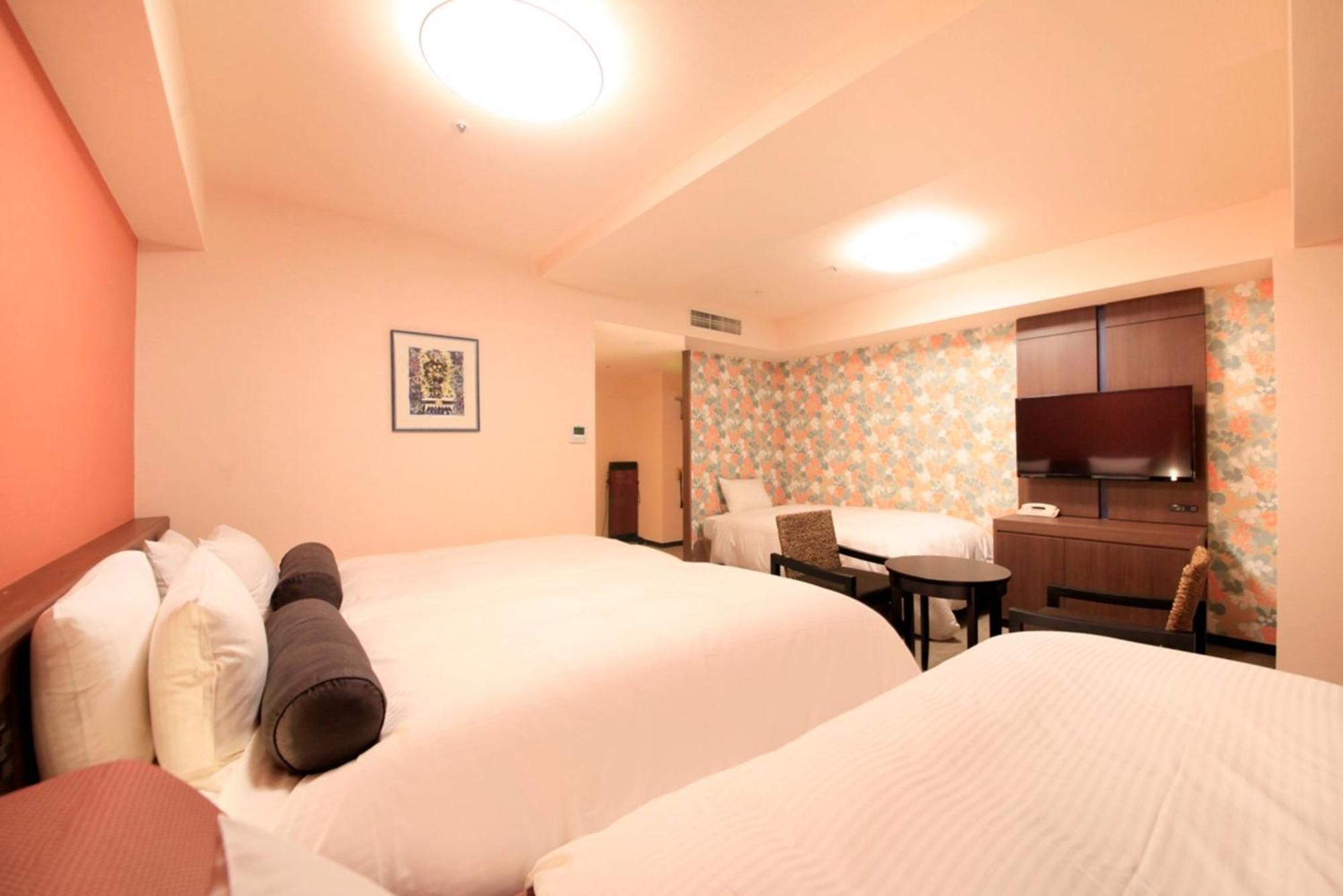 Richmond Hotel Naha Kumoji Экстерьер фото